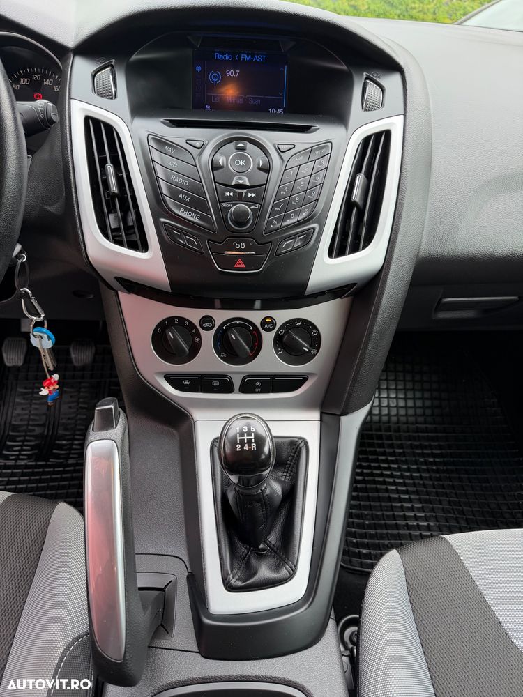 Ford Focus 1.0 EcoBoost Start-Stopp-System Champions Edition - 19