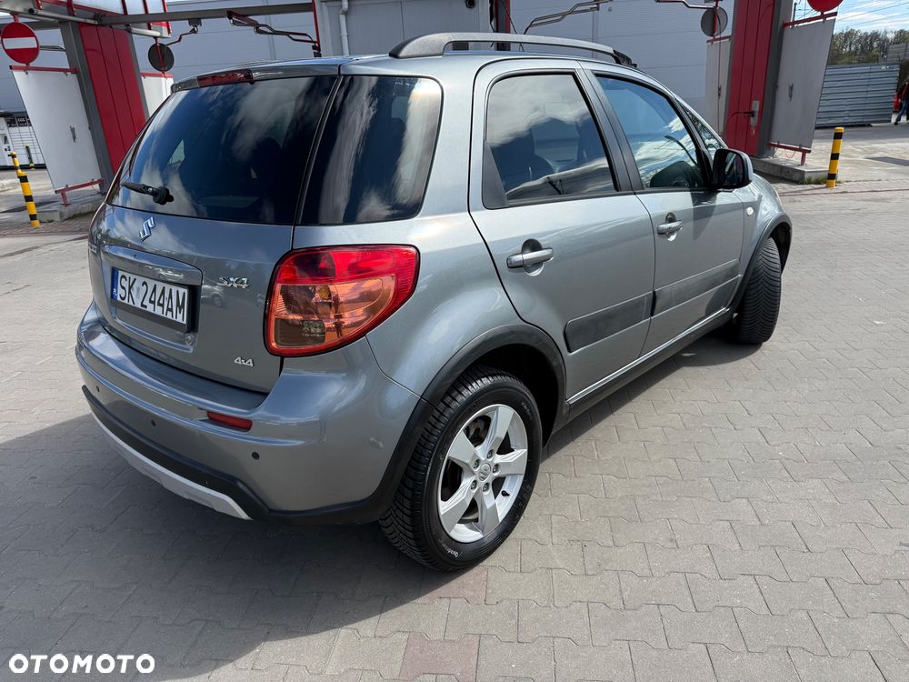 Suzuki SX4 1.6 Comfort Plus 4WD - 17