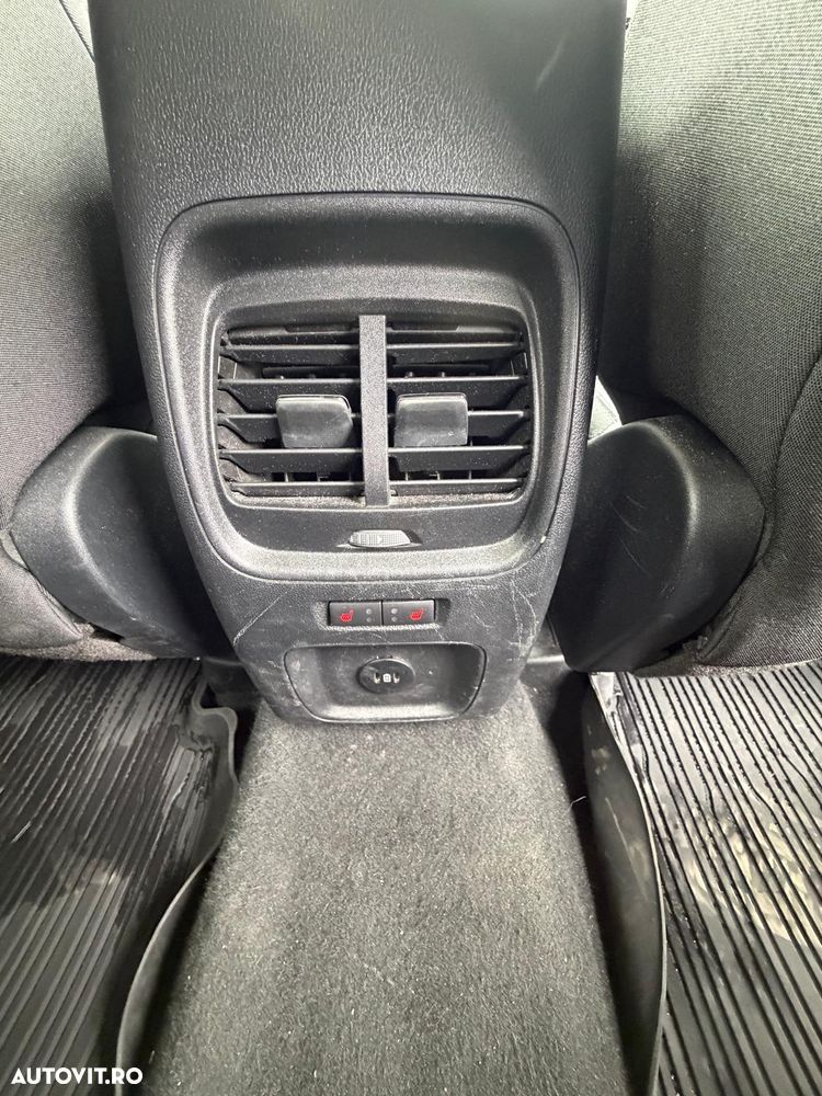 Ford Kuga 2.0 EcoBlue A8 AWD Titanium - 10