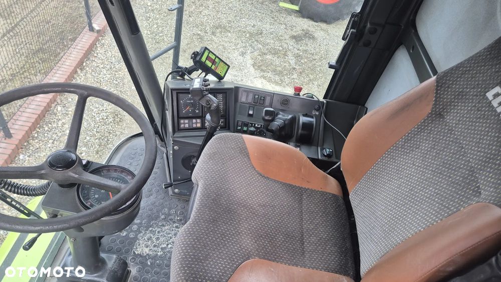 Claas Medion 340 - 12