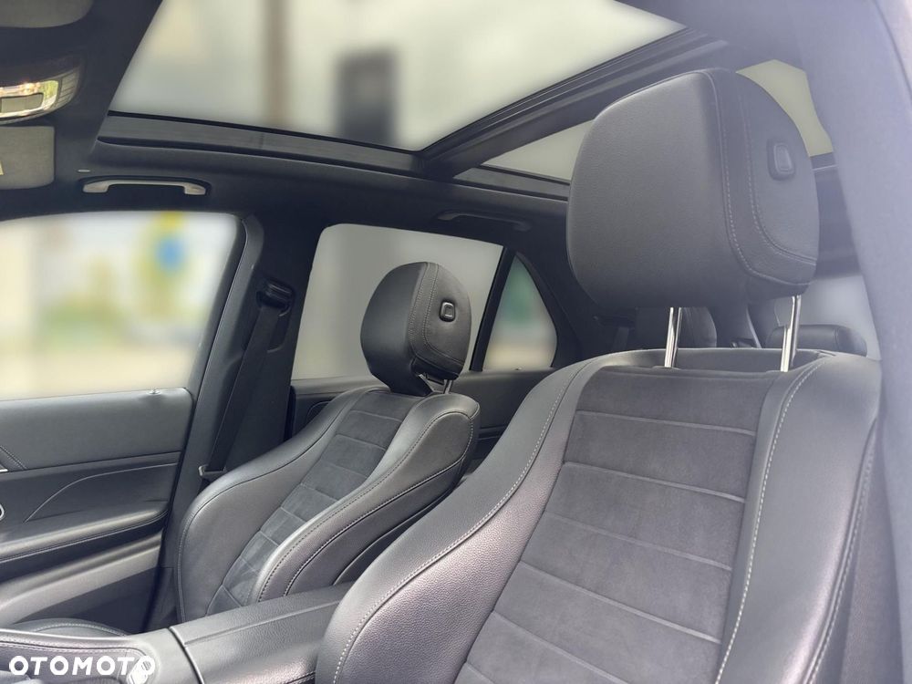 Mercedes-Benz GLE - 12