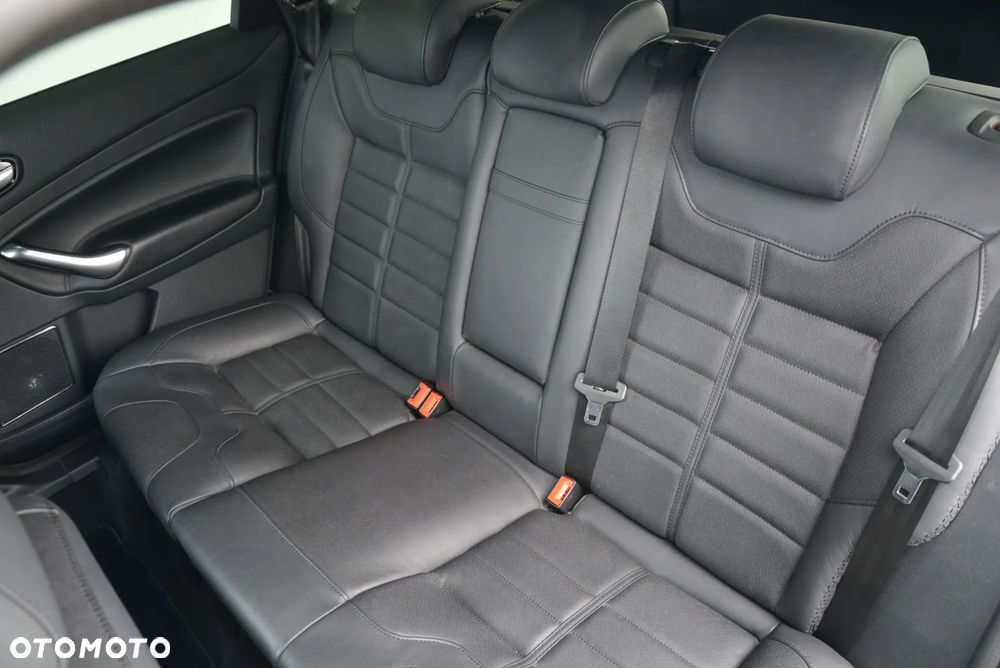 Ford Mondeo - 30