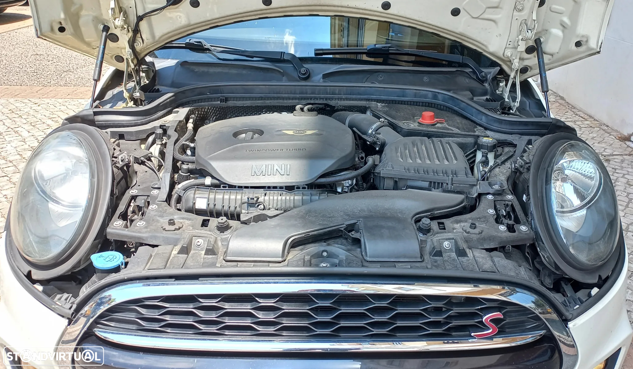 MINI 3 Portas Cooper S Sport Aut. - 18