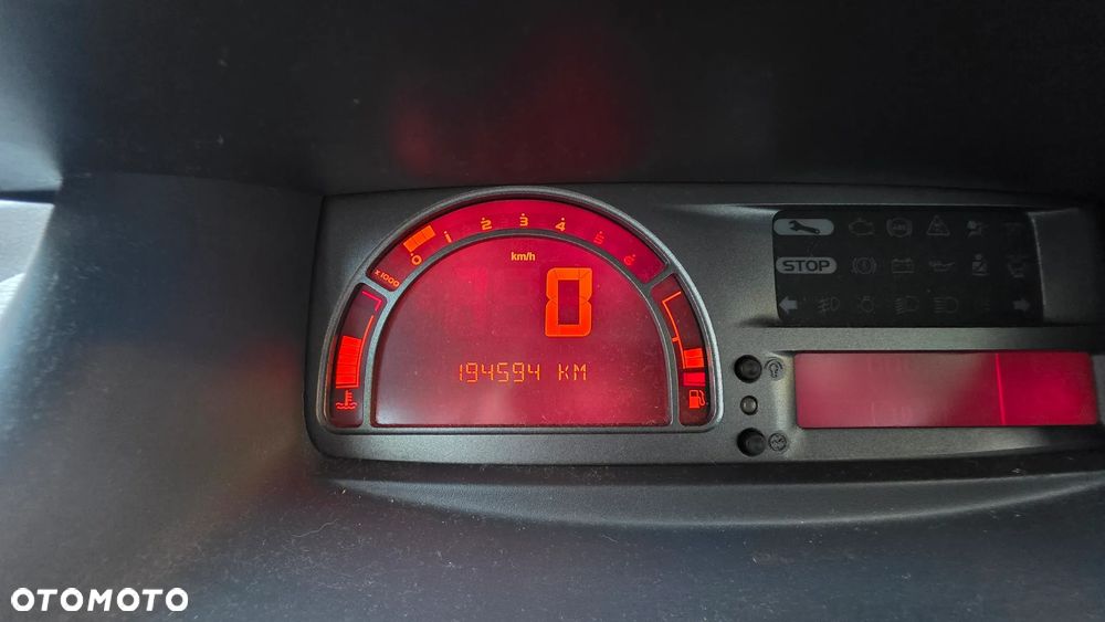 Renault Modus - 14