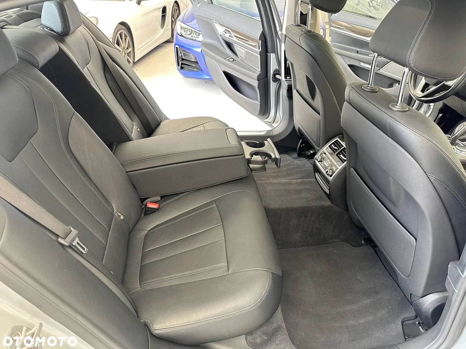 BMW Seria 7 740Li xDrive - 8