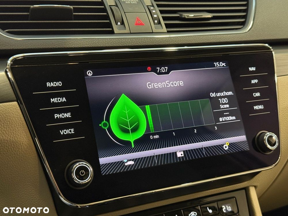 Skoda Superb 1.5 TSI ACT Style DSG - 40