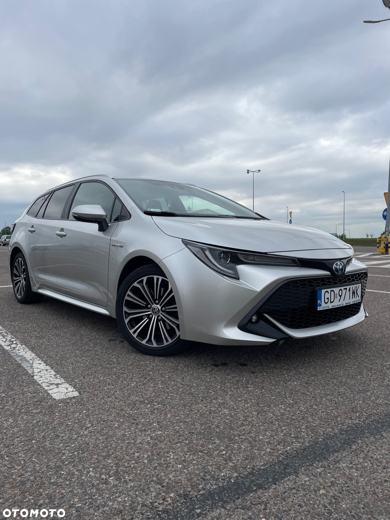 Toyota Corolla 2.0 Hybrid Comfort - 2