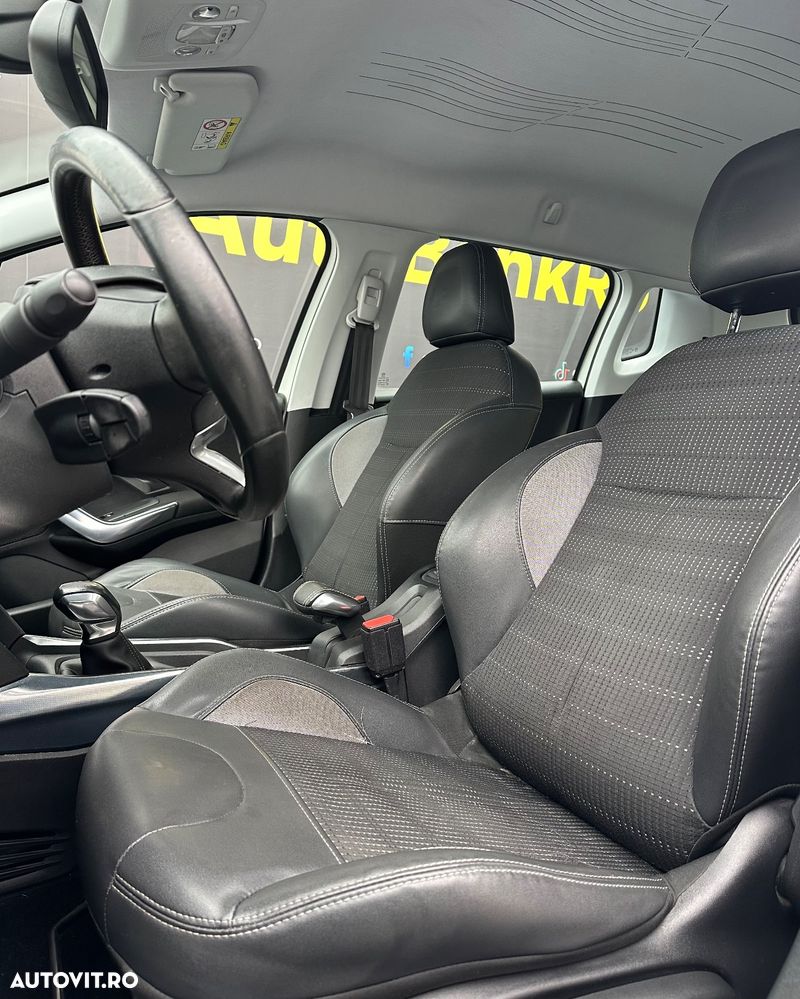 Peugeot 2008 PureTech 110 Stop&Start Allure - 4