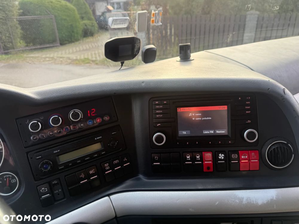 MAN R 08 Lion's Coach - 7