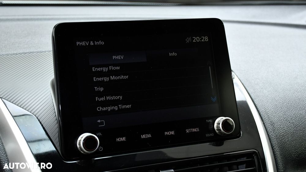 Mitsubishi Eclipse-Cross Plug-In Hybrid 4WD Plus - 17