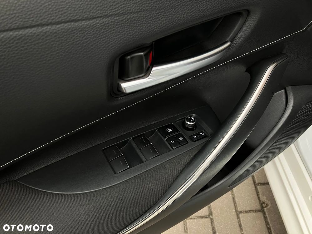 Toyota Corolla 1.8 Hybrid GPF Comfort - 31