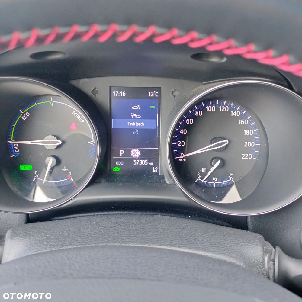 Toyota C-HR - 16