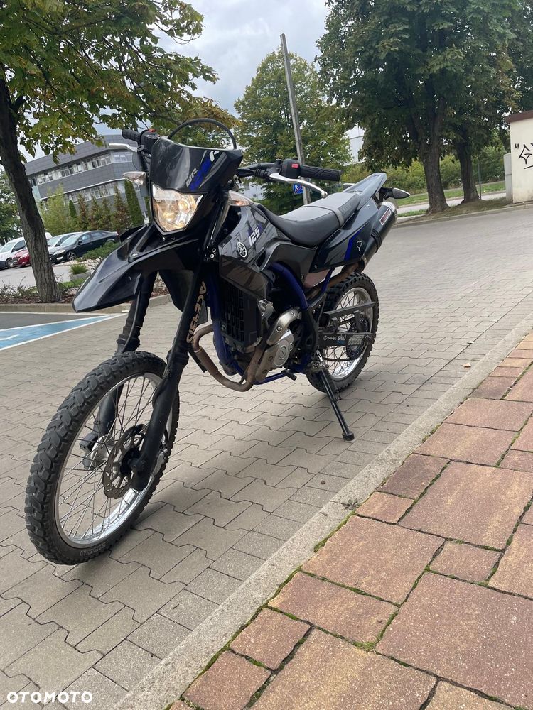 Yamaha WR - 12