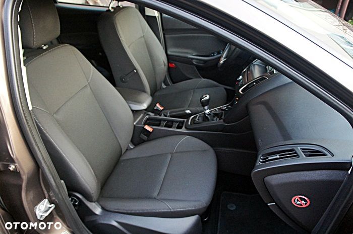 Ford Focus 1.5 EcoBoost STart-Stopp-System TITANIUM - 9