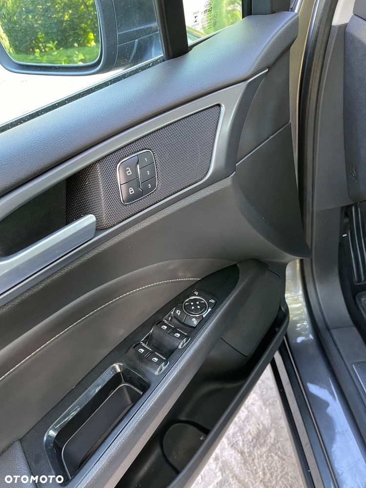 Ford Mondeo 2.0 TDCi Titanium - 21