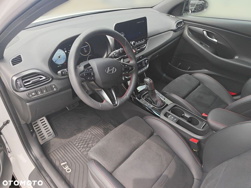 Hyundai i30 1.6 T-GDI Smart DCT - 10