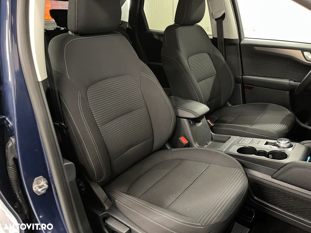 Ford Kuga 1.5 EcoBlue A8 FWD Titanium - 10