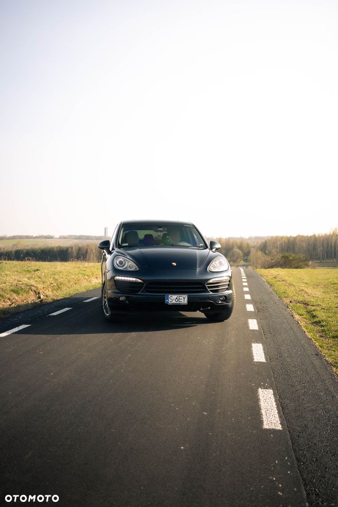 Porsche Cayenne S - 8