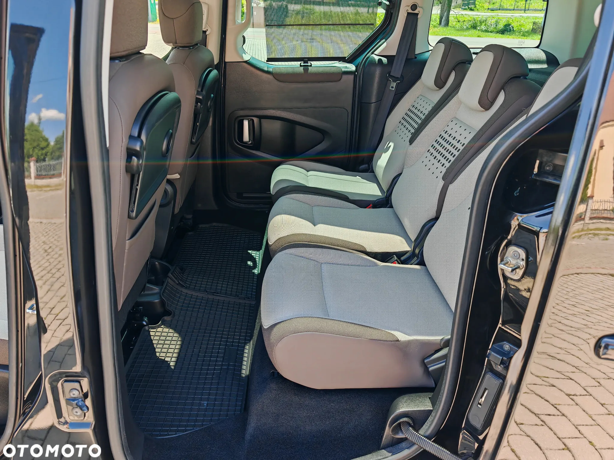 Citroën Berlingo Multispace HDi 115 FAP Exclusive - 16