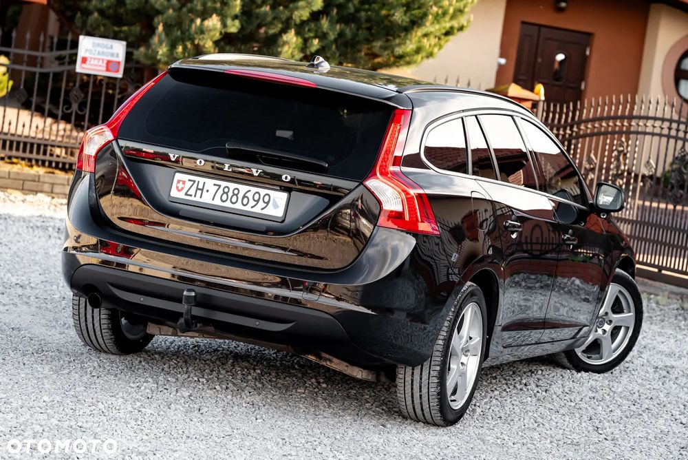 Volvo V60 D3 Geartronic Momentum - 9