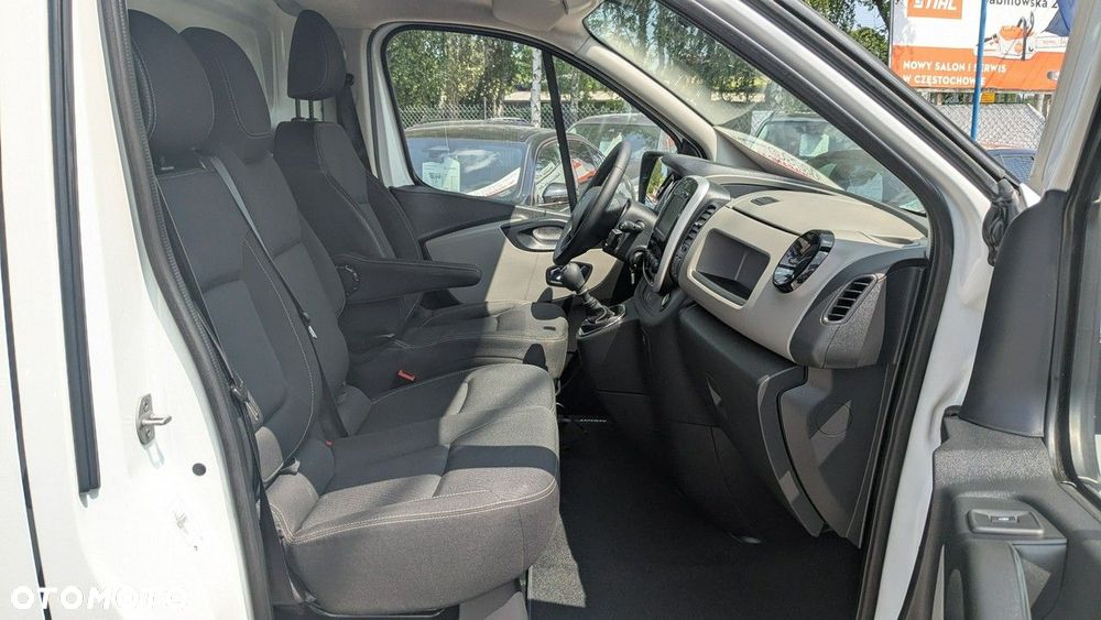 Renault Trafic - 18