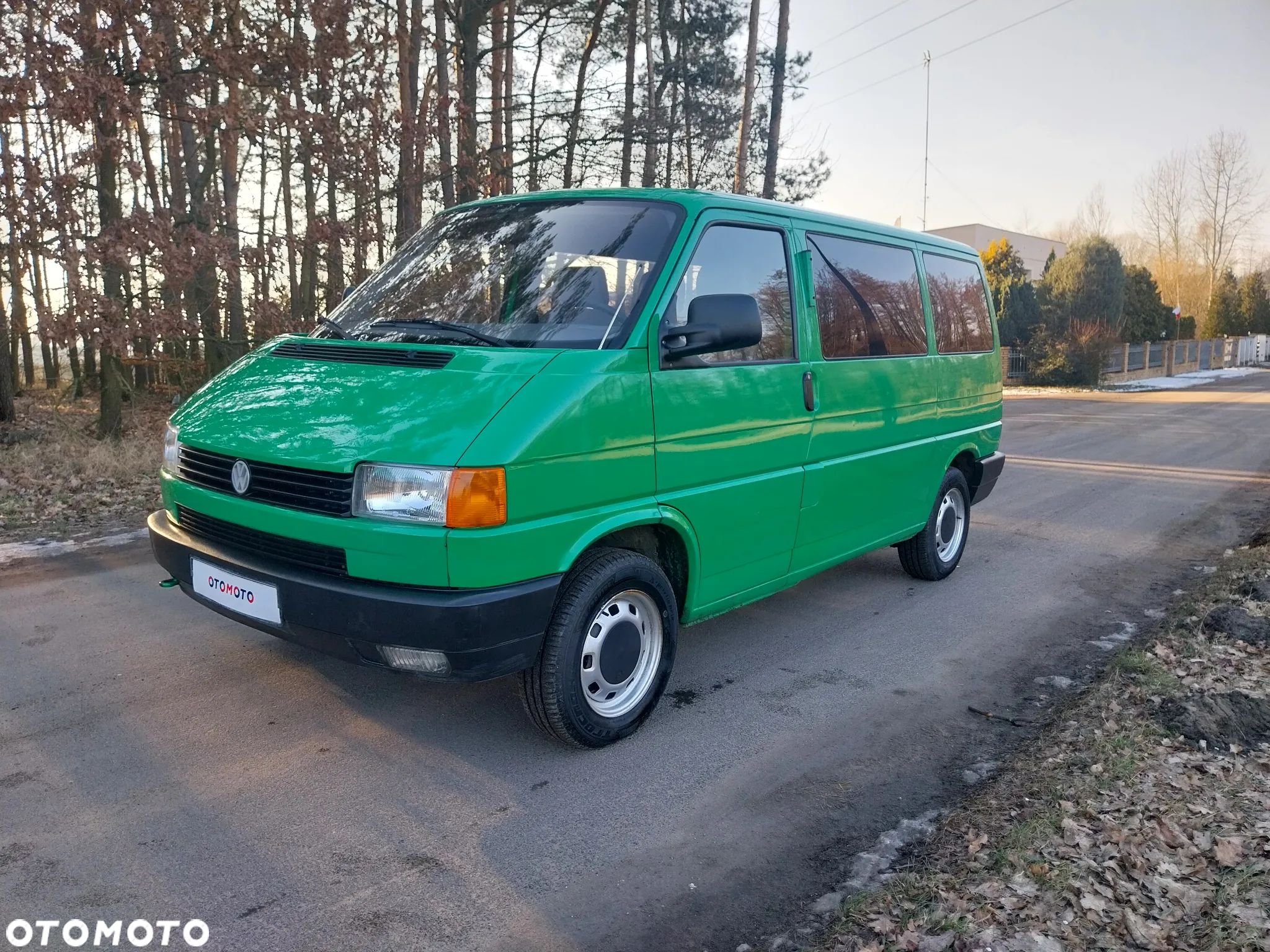 Volkswagen T4 Caravelle - 1