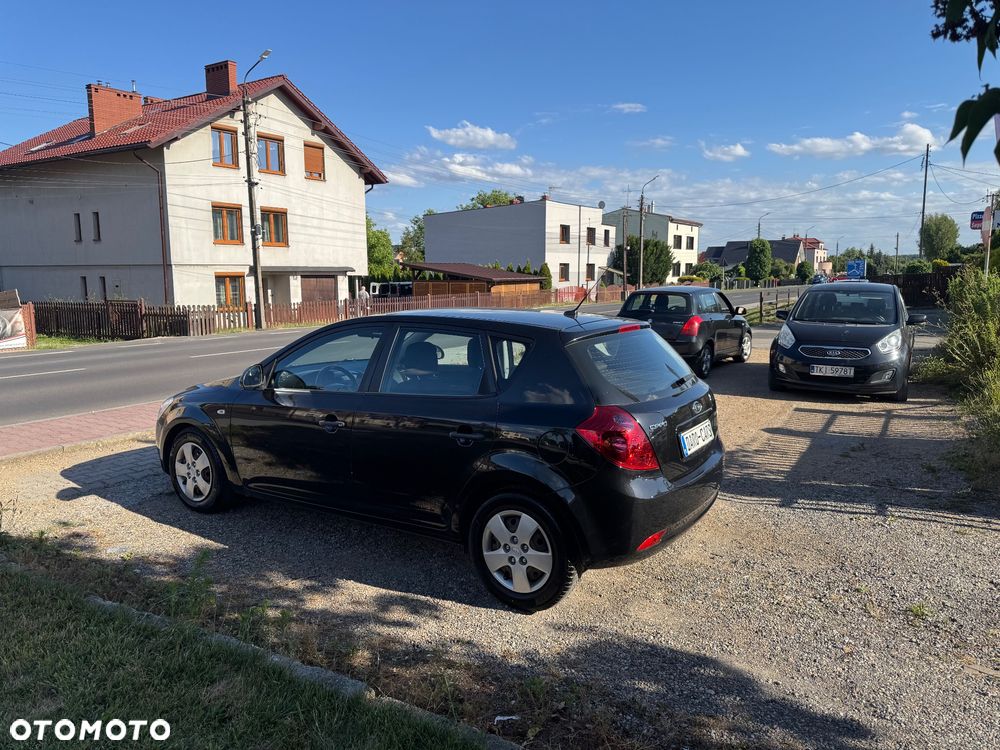 Kia Ceed - 5