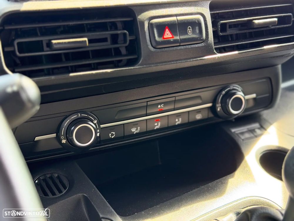 Peugeot Partner 1.6 BlueHDi Confort - 17