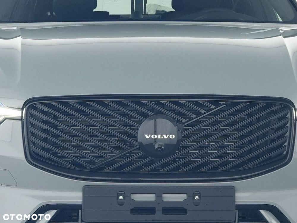 Volvo XC 60 T8 Plug-In Hybrid AWD Ultra Black Edition - 5