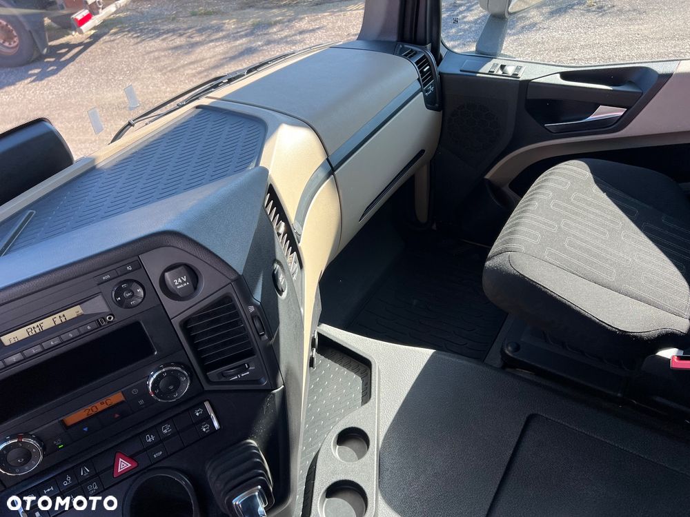 Mercedes-Benz ACTROS MP4 2545 - 33