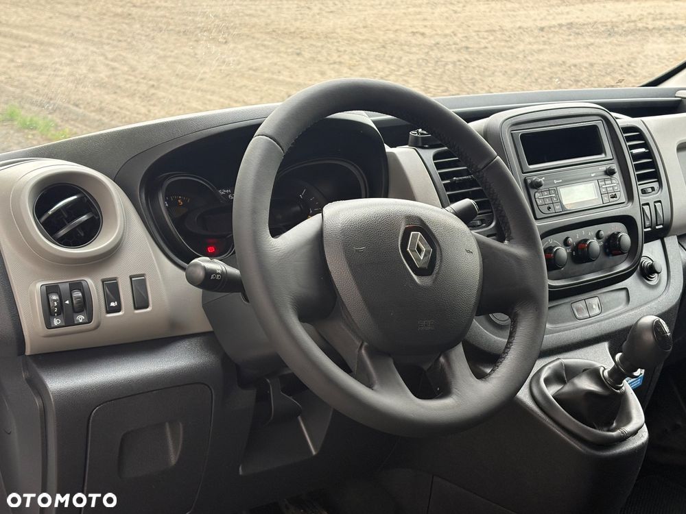 Renault Trafic - 9
