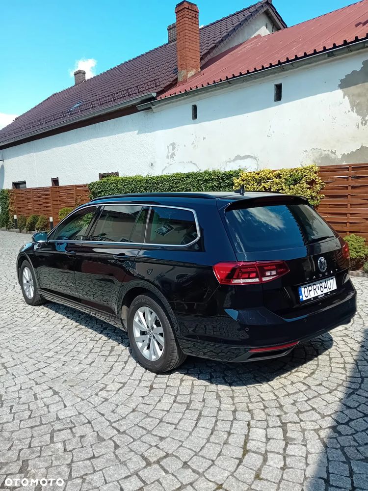 Volkswagen Passat - 3