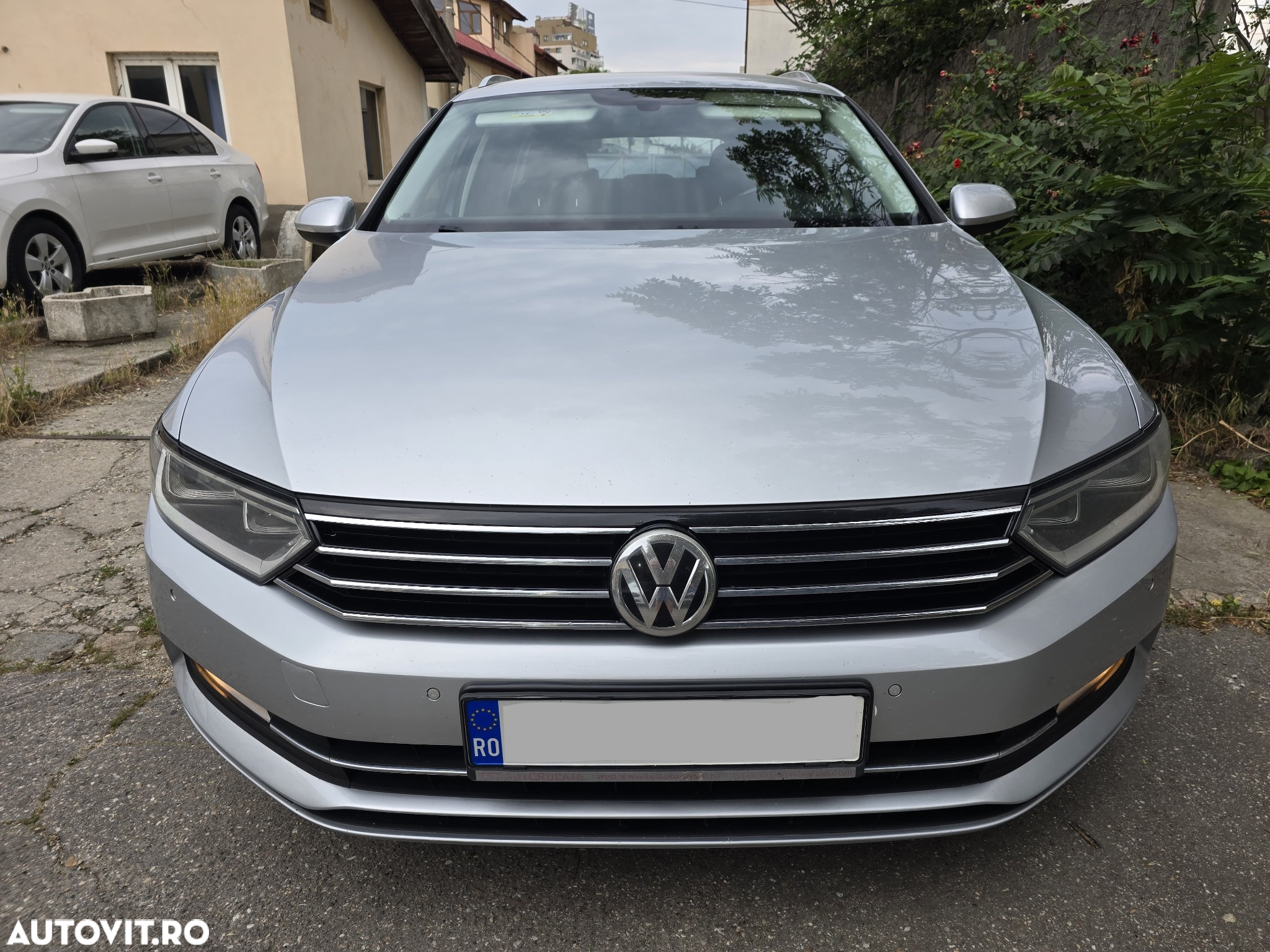 Volkswagen Passat Variant 2.0 TDI DSG Highline - 13