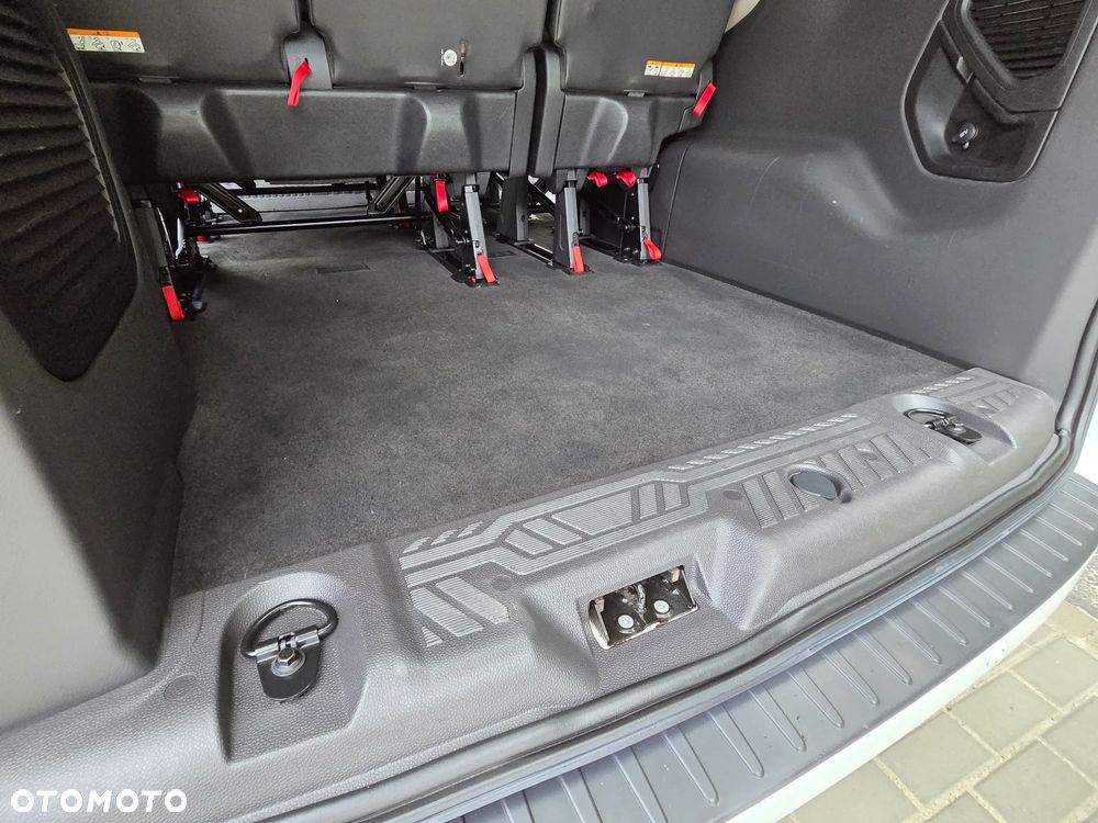 Ford Tourneo Custom 2.0 TDCi L2 Trend - 36