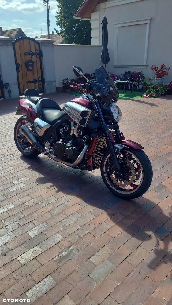 Yamaha V-MAX - 17