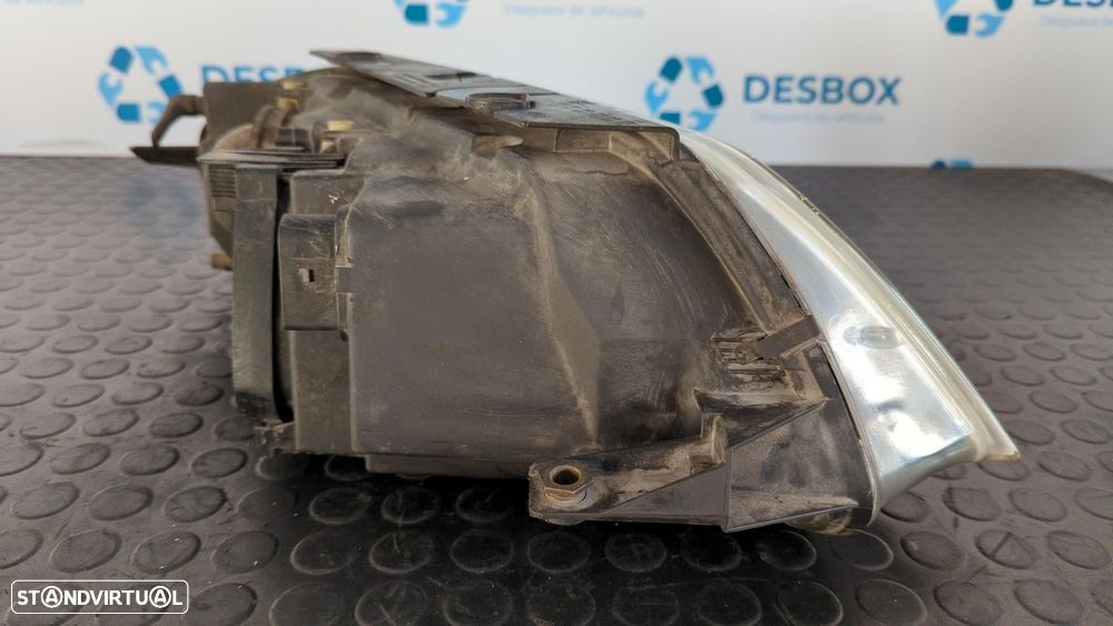 FAROL ESQUERDO VOLKSWAGEN PASSAT 2003 - 4