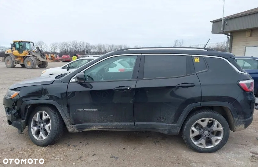 Jeep Compass - 2