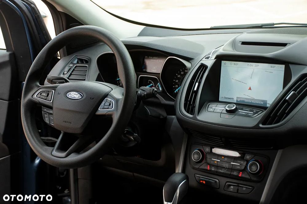 Ford Kuga 1.5 EcoBoost 4x4 Titanium - 8