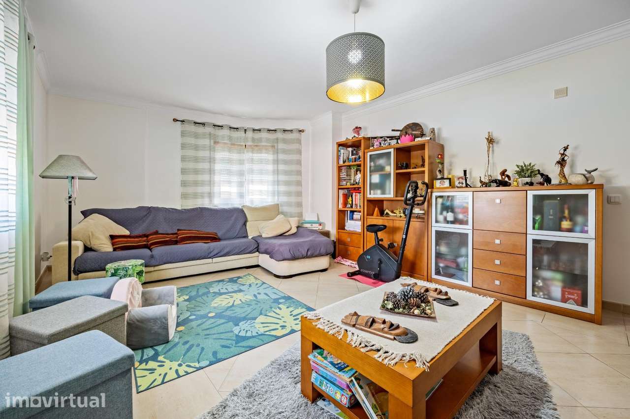 Apartamento T2 em Corroios | Conforto, Acessos e Qualidade de Vida - Grande imagem: 4/24