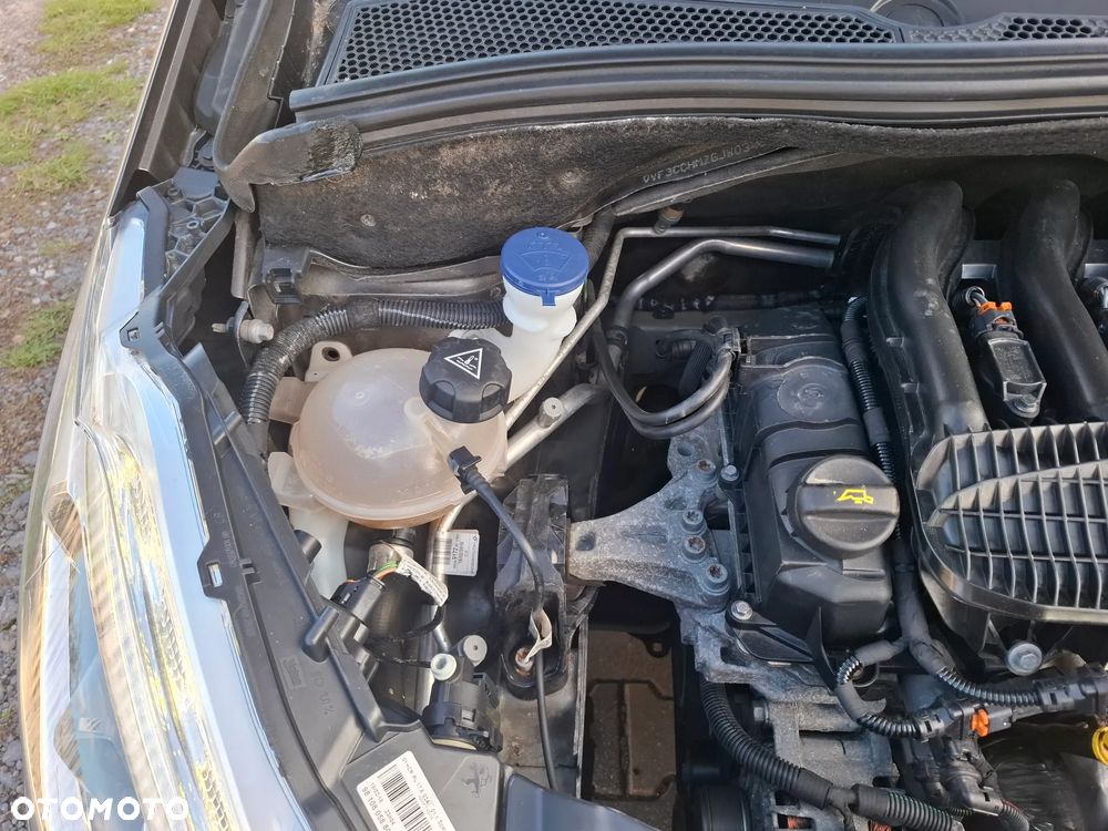 Peugeot 208 82 VTI Style - 27