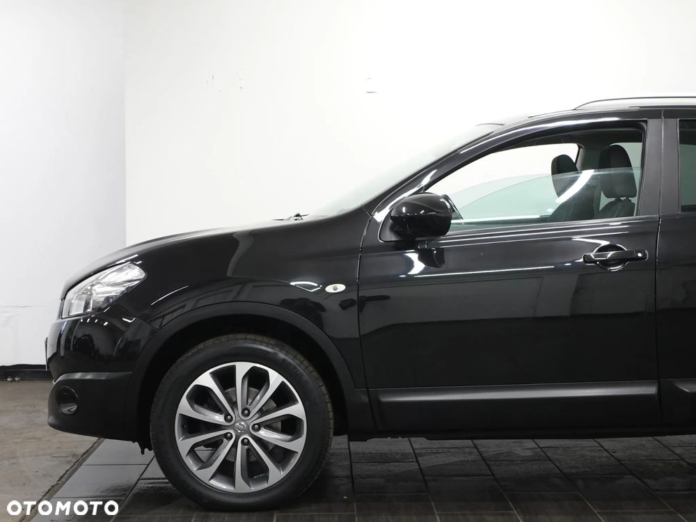Nissan Qashqai 2.0 dCi DPF I-Way - 17