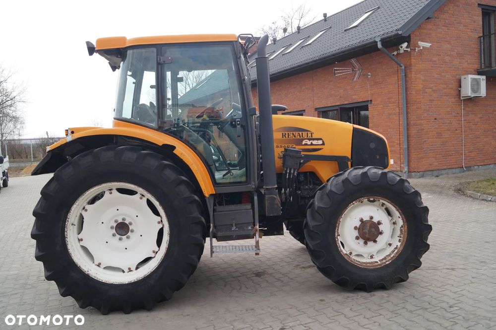 Renault Ares 556 RZ - 8