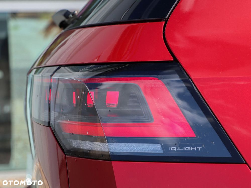 Volkswagen Golf - 9