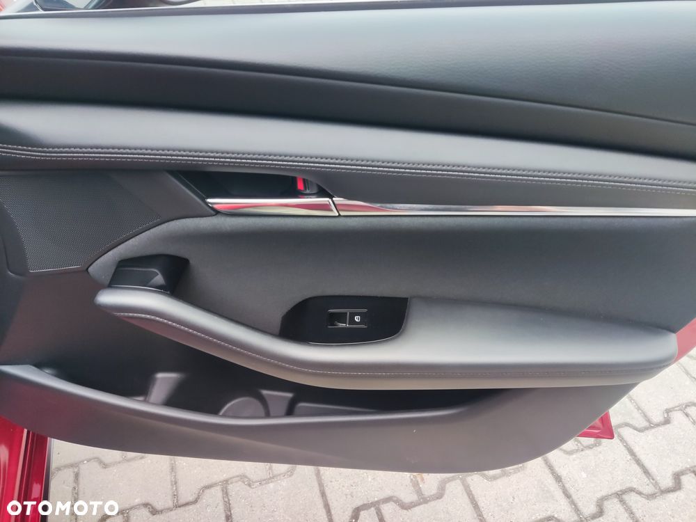 Mazda 3 e-SKYACTIV-G 122 M HYBRID EXCLUSIVE-LINE - 23