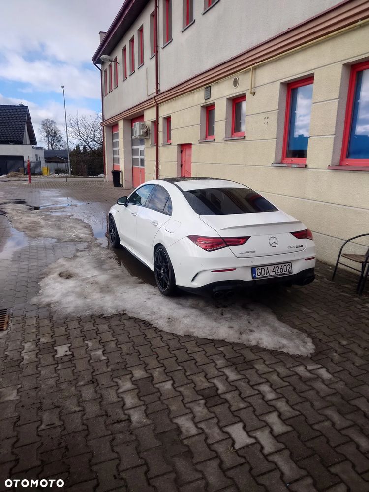 Mercedes-Benz CLA - 12