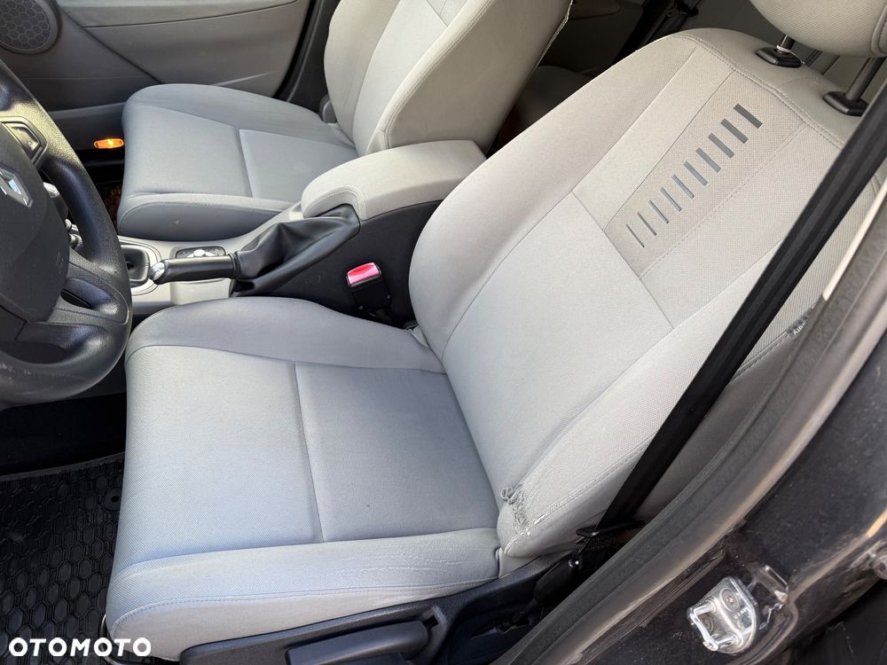 Renault Megane 1.9 dCi Dynamique - 5