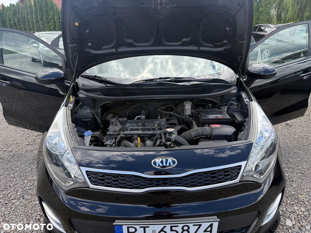 Kia Rio 1.2 Dream Team Edition - 31