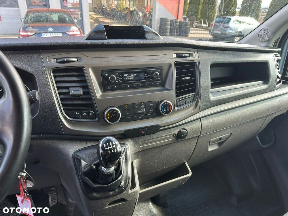 Ford Transit - 20