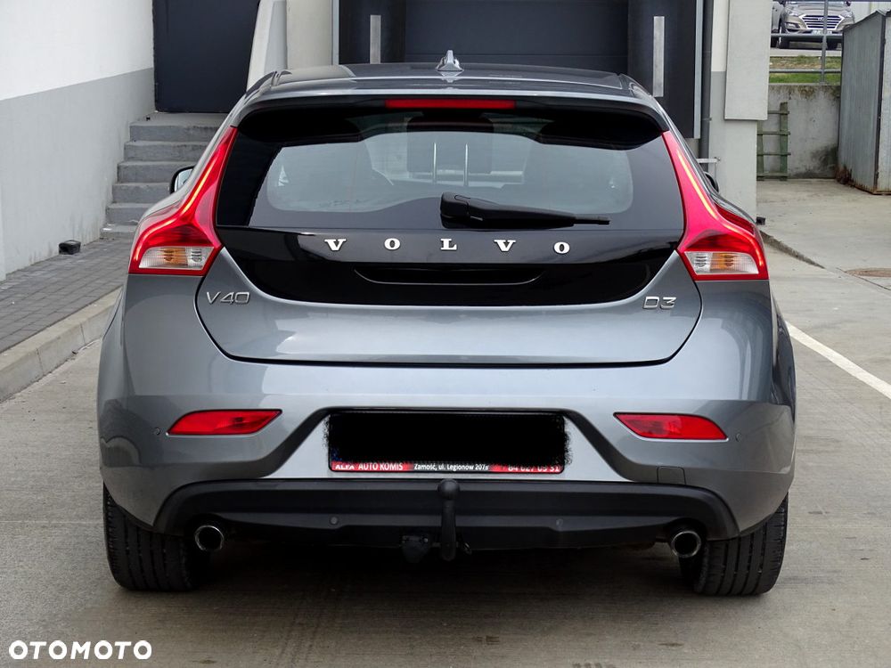 Volvo V40 D3 Momentum - 7