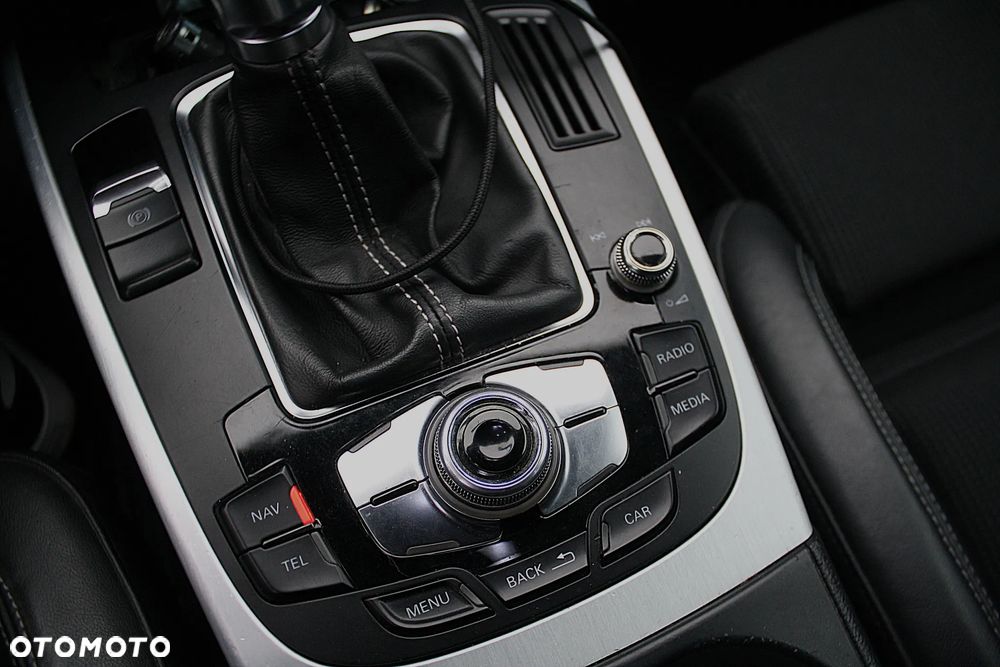 Audi A4 Avant 2.0 TDI e DPF S line Sportpaket - 15